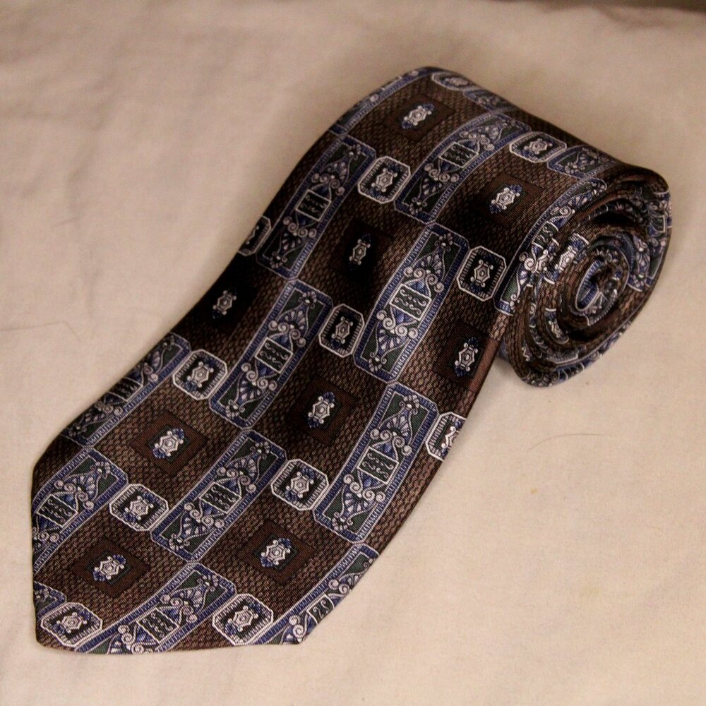 Halston Geometric Tie
